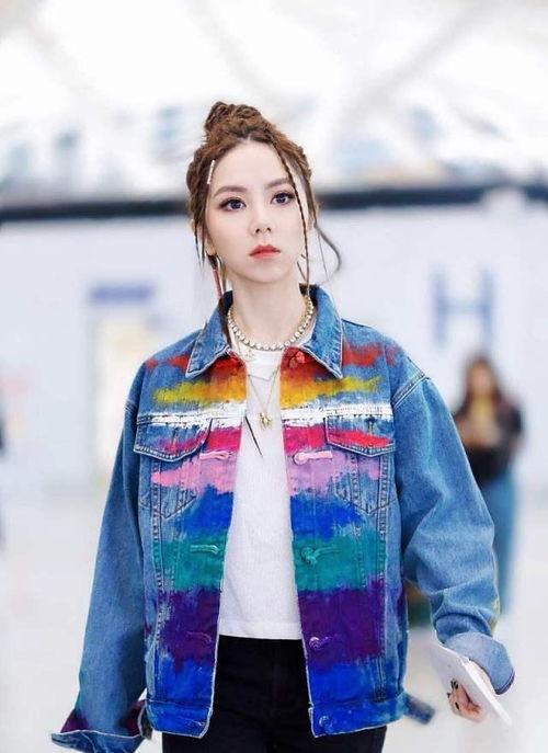 邓紫棋张碧晨最新爆料,揭秘幕后故事与情感纠葛  第1张